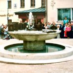 Brunnen in Wiesloch mit Gestaltung von Karel Fron